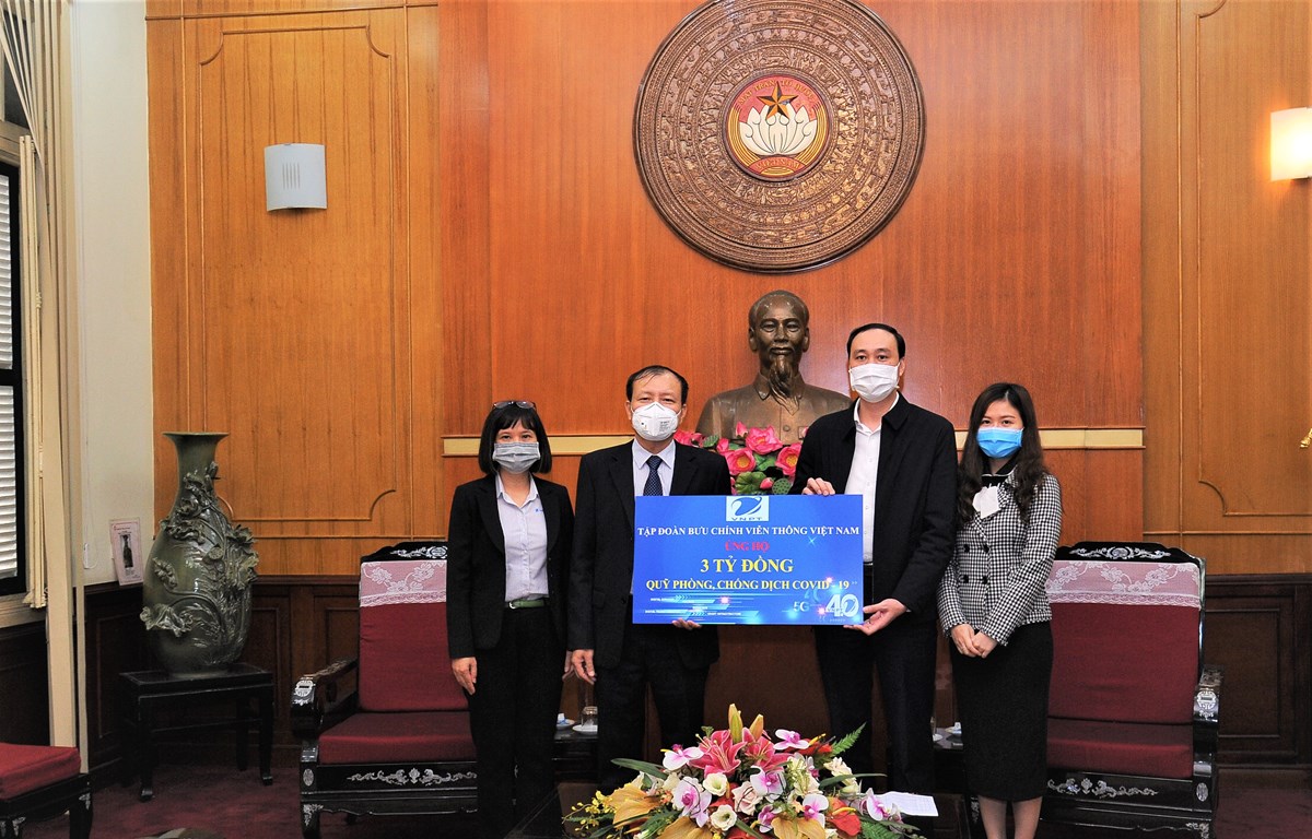 VNPT đóng góp 3 tỷ đồng, chung tay cùng cộng đồng chống dịch